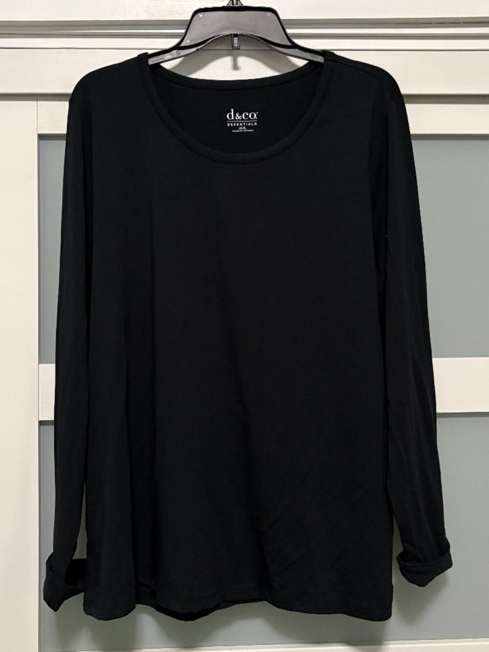 d&co. D & Co. Ladies Basic Black Essentials L/S Shirt Top sz XL NEW